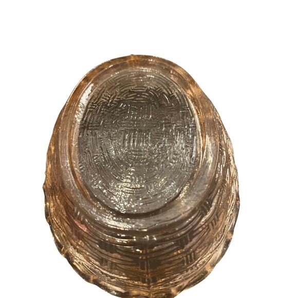 Vintage L.G. Wright Peach Pink Large Glass Hen on A Nest Candy Dish Split Tail - Picture 4 of 5